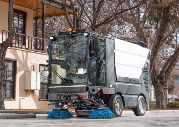 Compact Road Sweeper